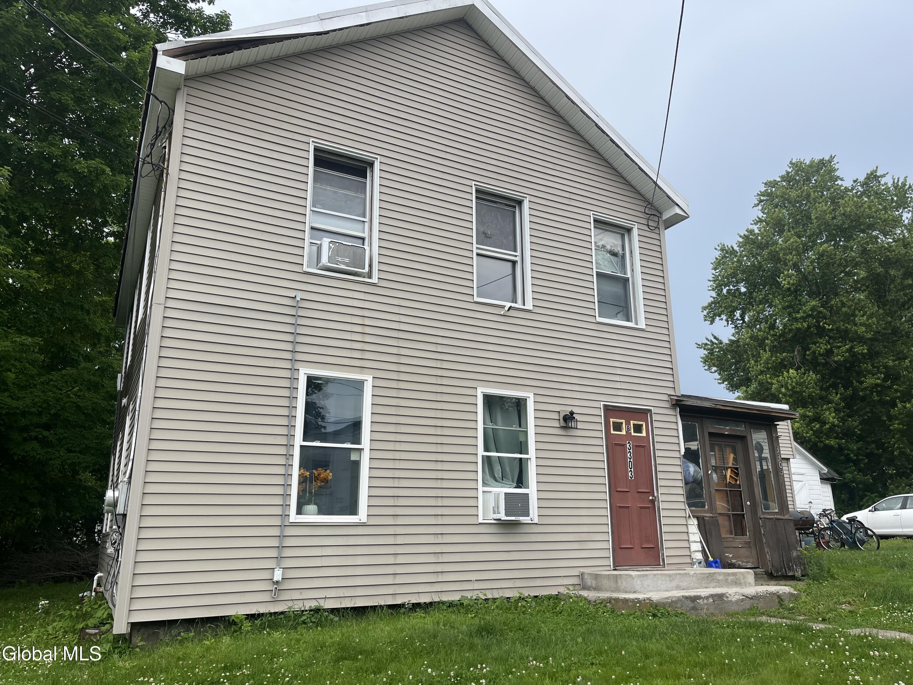 Valatie, New York 12184, United States, 5 Bedrooms Bedrooms, ,2 BathroomsBathrooms,Residential,Active,166894