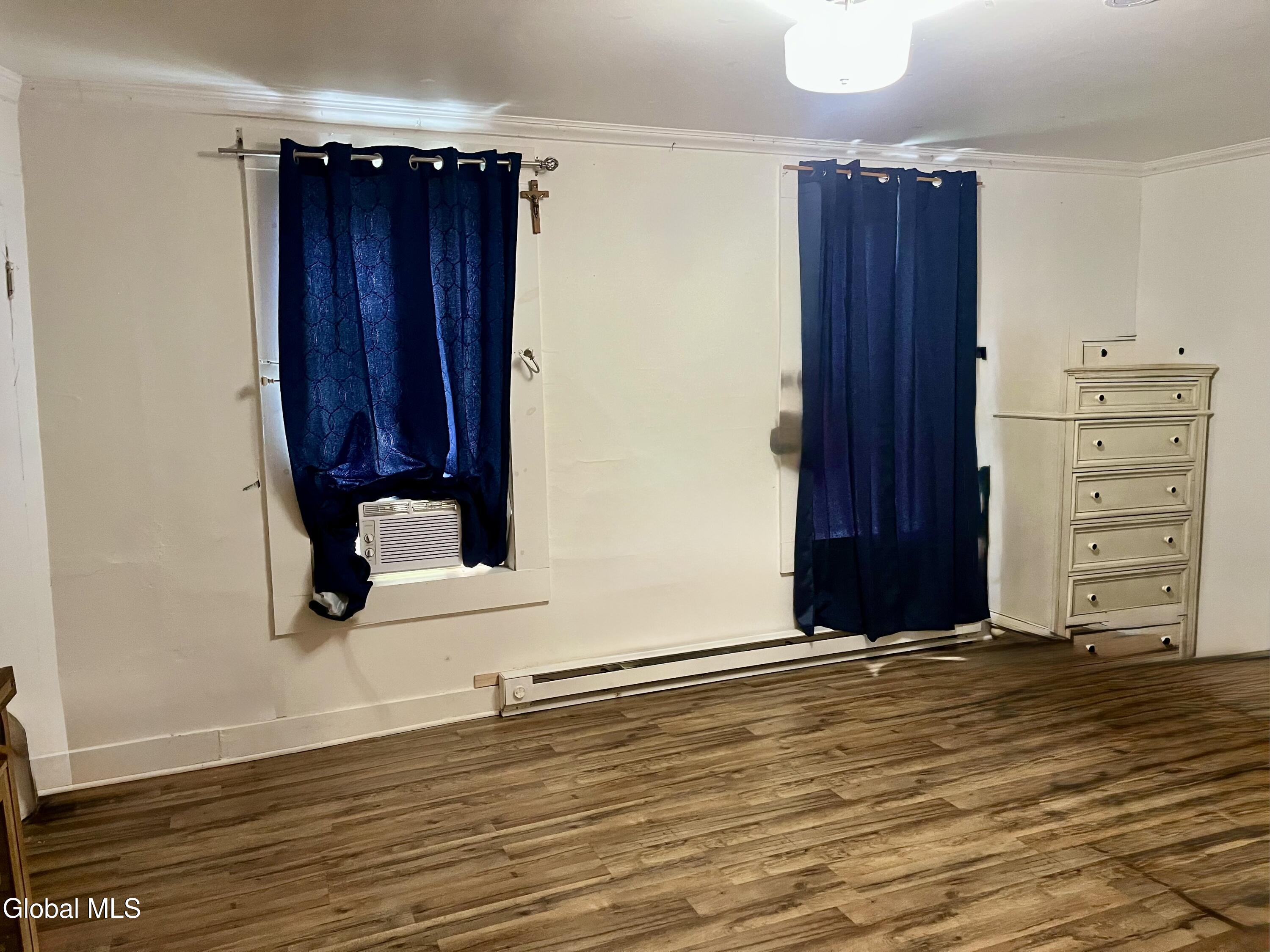 Valatie, New York 12184, United States, 5 Bedrooms Bedrooms, ,2 BathroomsBathrooms,Residential,Active,166894