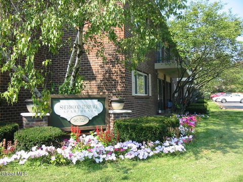 Photo of 19-21 Wells Street #305, Saratoga Springs, NY 12866 (MLS # 202610940)