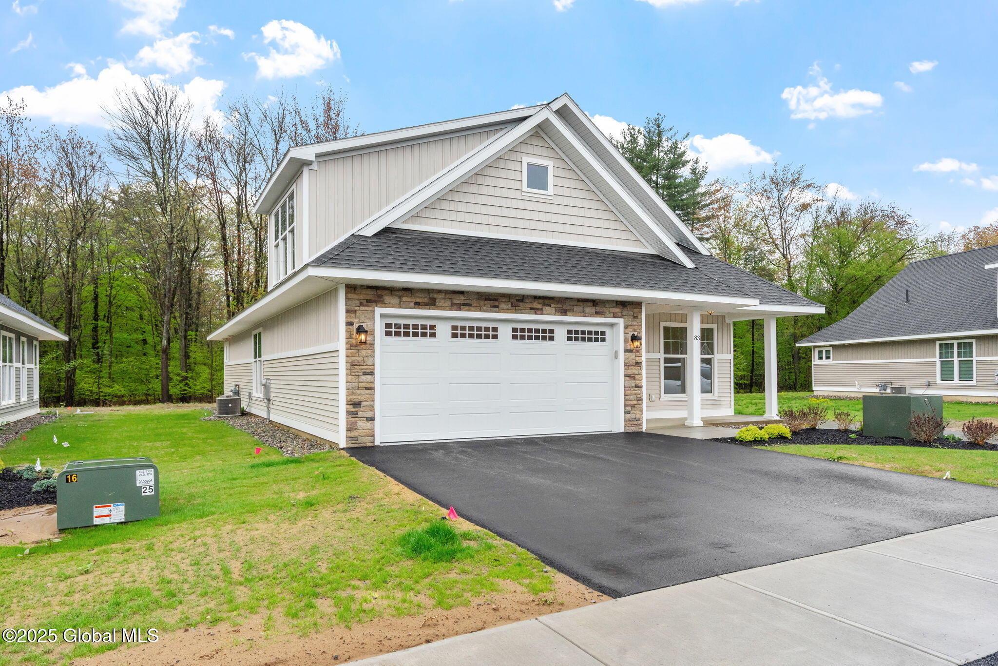 83 Whispering Pines Way, Schenectady, New York image 3