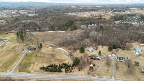 Photo of 264 Upper Newtown Road, Mechanicville, NY 12118 (MLS # 202613407)