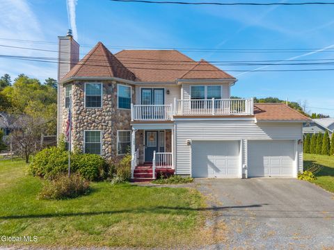 Photo of 105 3rd Street, Saratoga Springs, NY 12866 (MLS # 202527178)