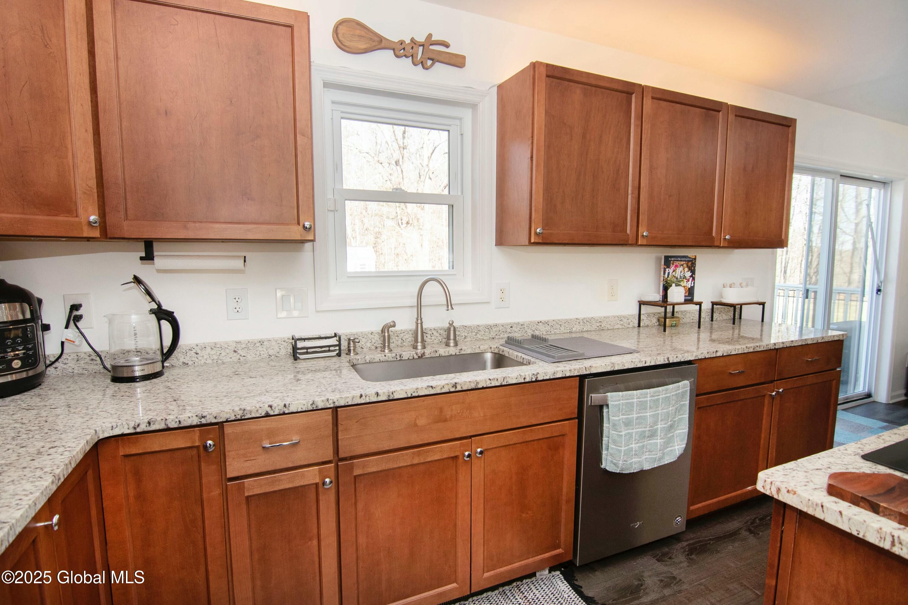 282 Hemstreet Road, Schaghticoke, New York image 23