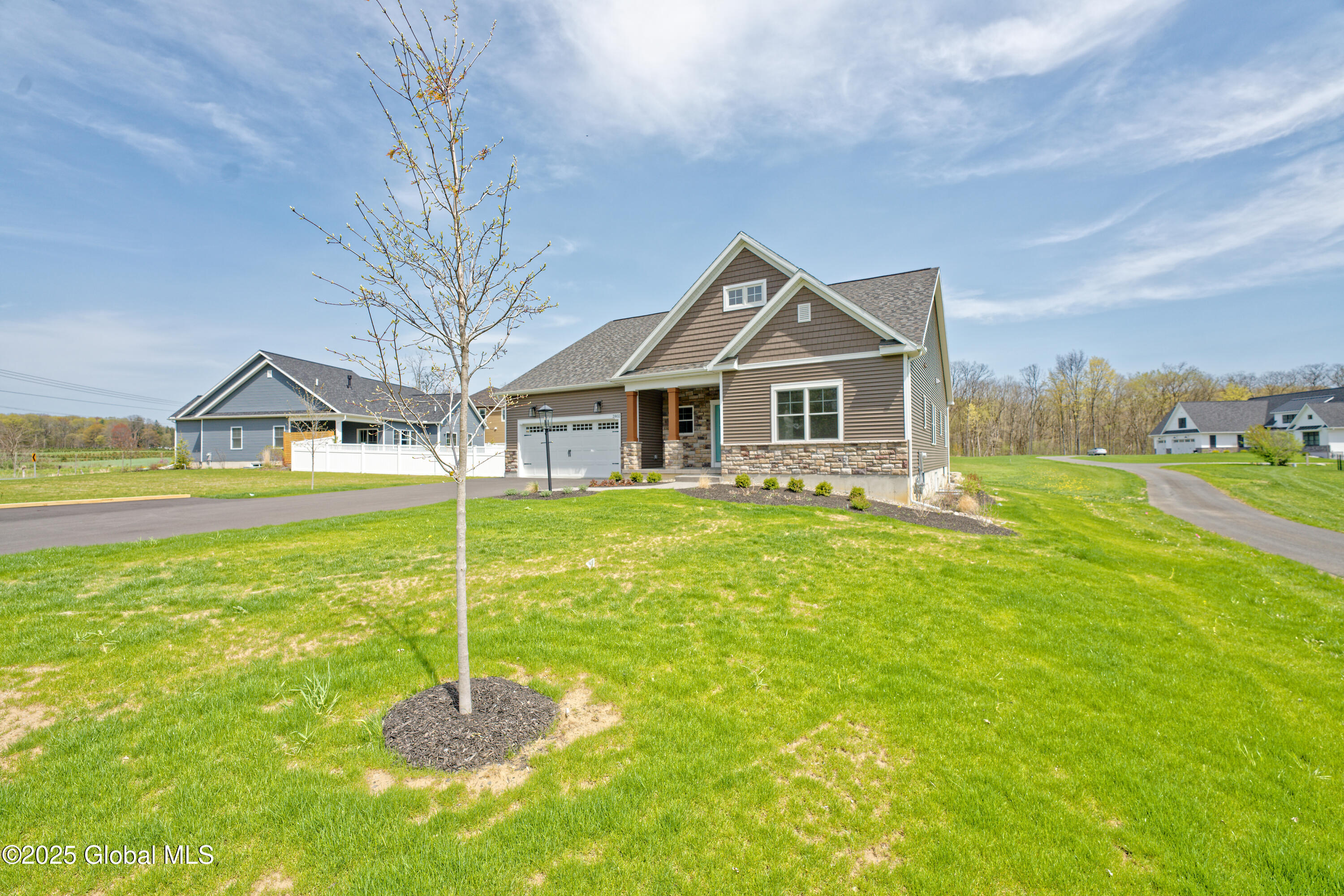 2802 Phillips Road, Castleton On Hudson, New York image 1