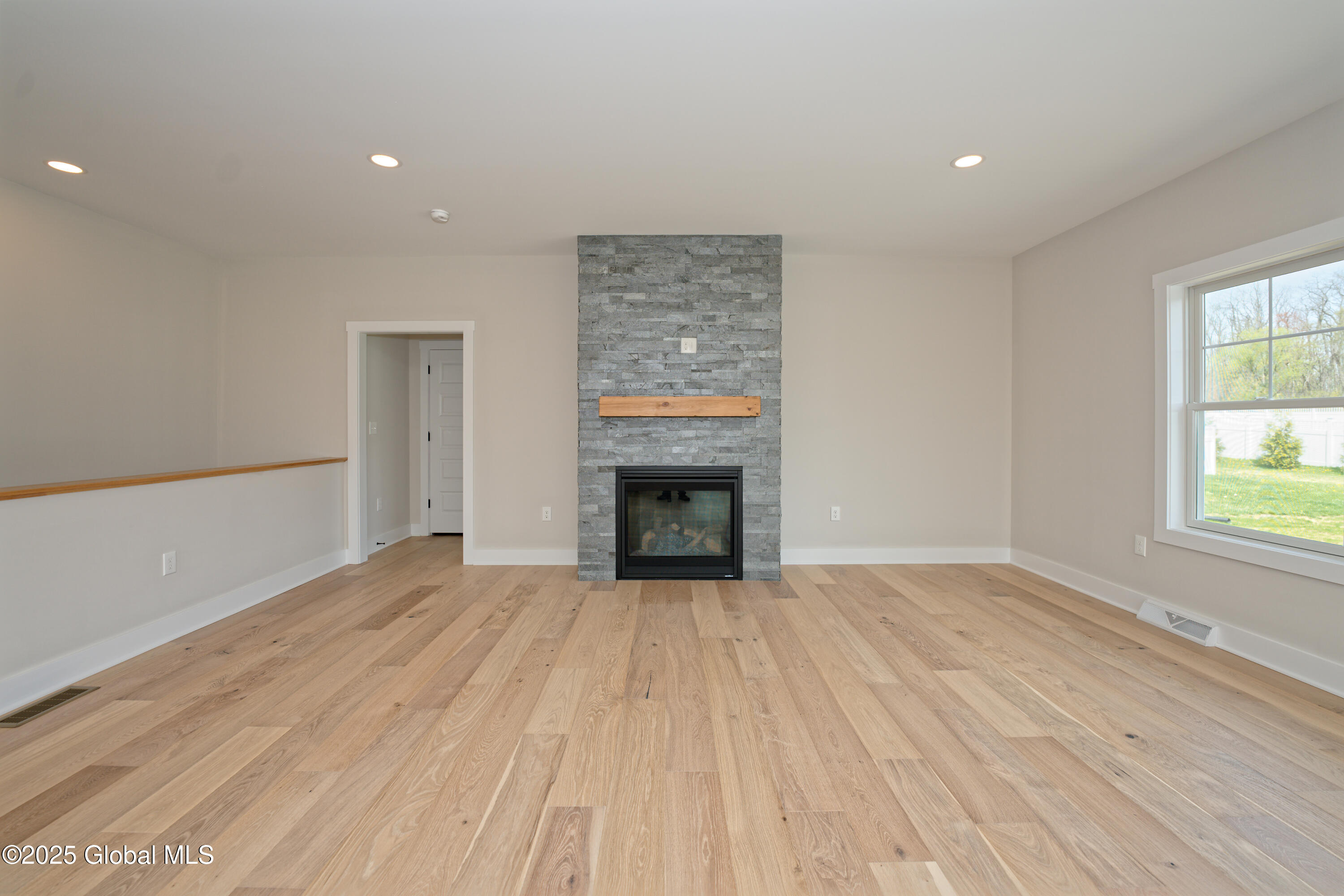 2802 Phillips Road, Castleton On Hudson, New York image 2