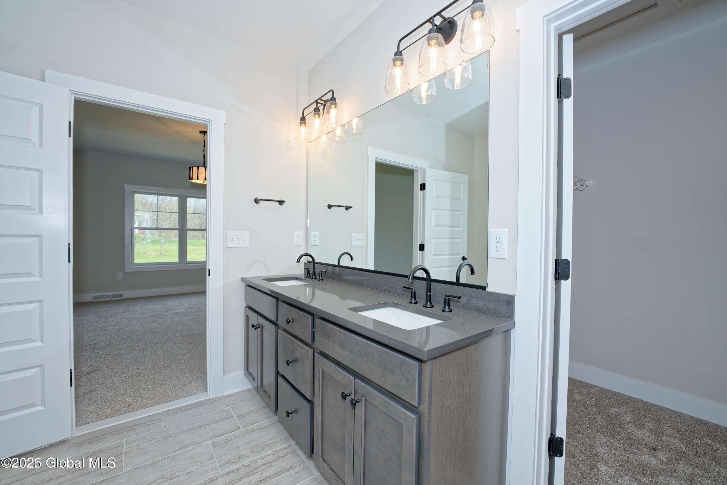 2802 Phillips Road, Castleton On Hudson, New York image 5