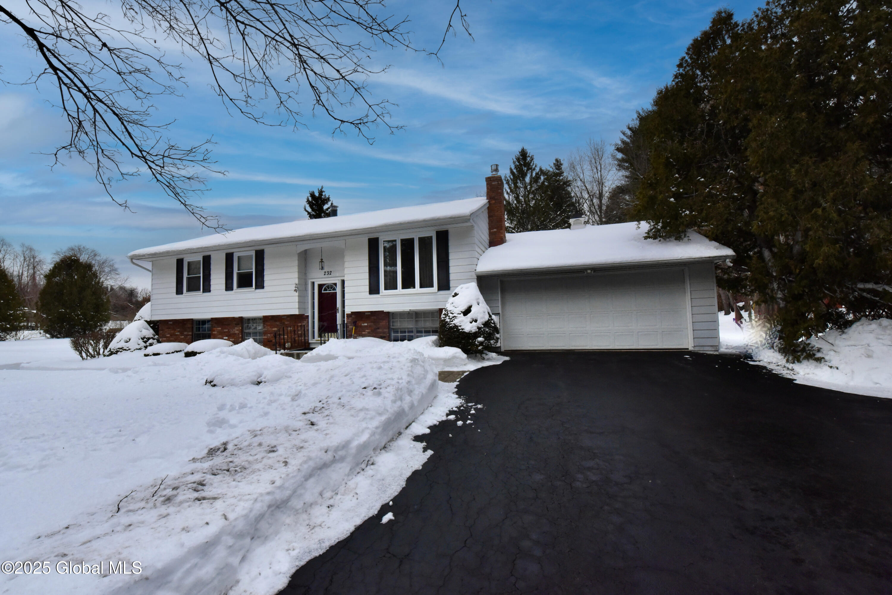 232 Van Aernem Road, Ballston Spa, New York image 1