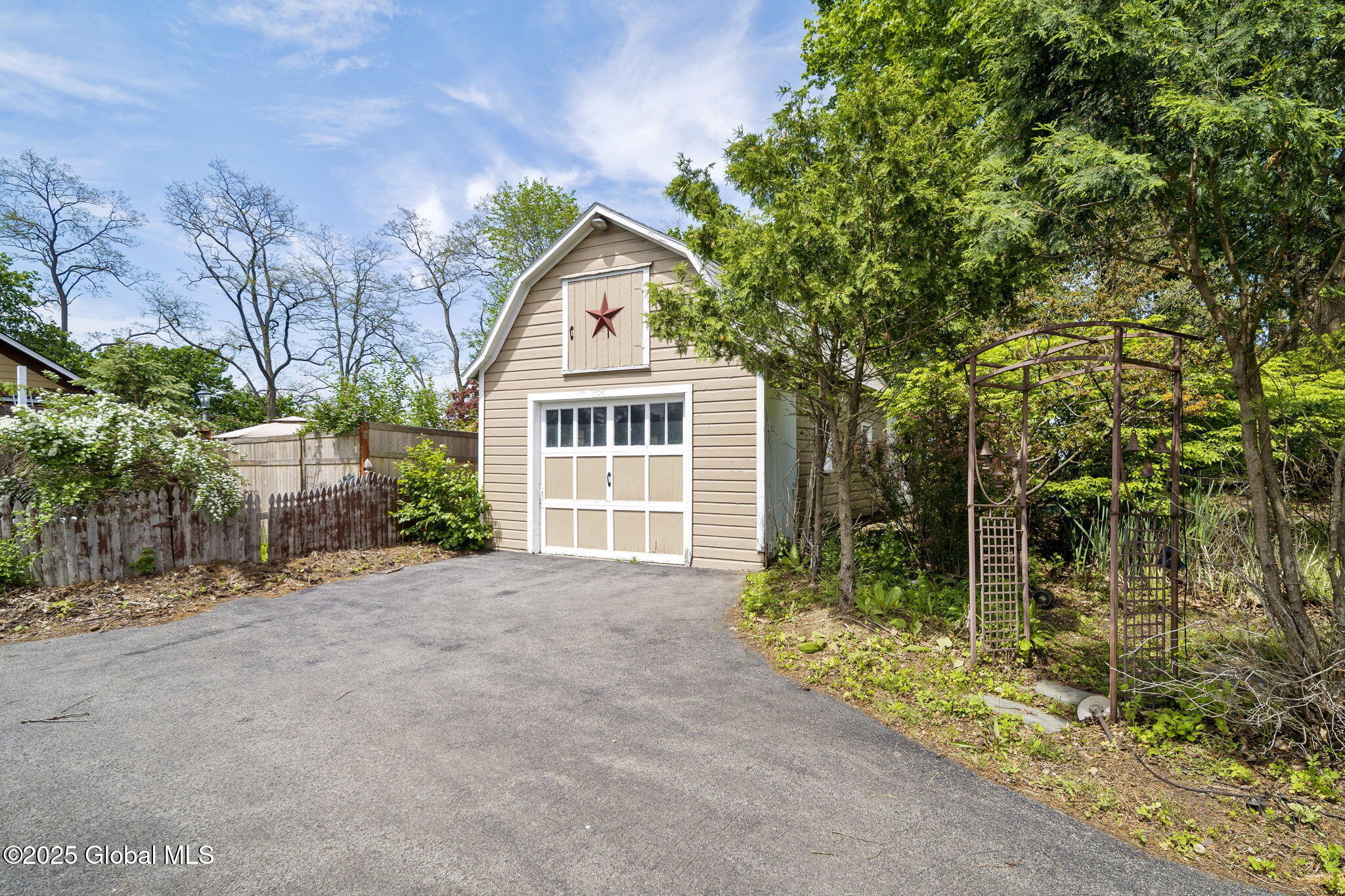 104 14th Street, Schenectady, New York image 29
