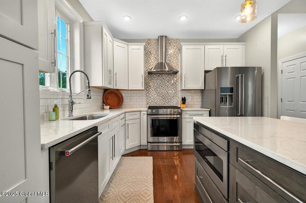 10 Cypress Street, Ballston Lake, New York image 14
