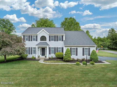 Photo of 31 Ivywood Drive, Selkirk, NY 12158 (MLS # 202620419)