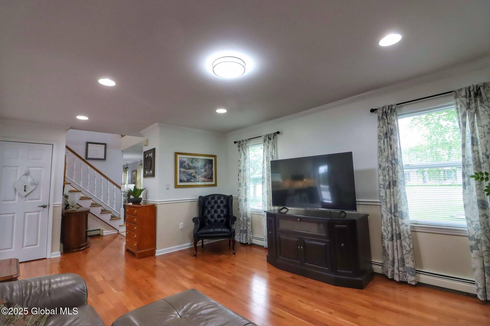 111 Windswept Drive, Amsterdam, New York image 3