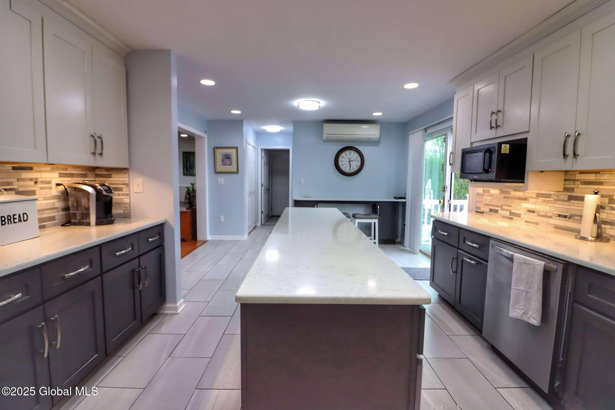 111 Windswept Drive, Amsterdam, New York image 12