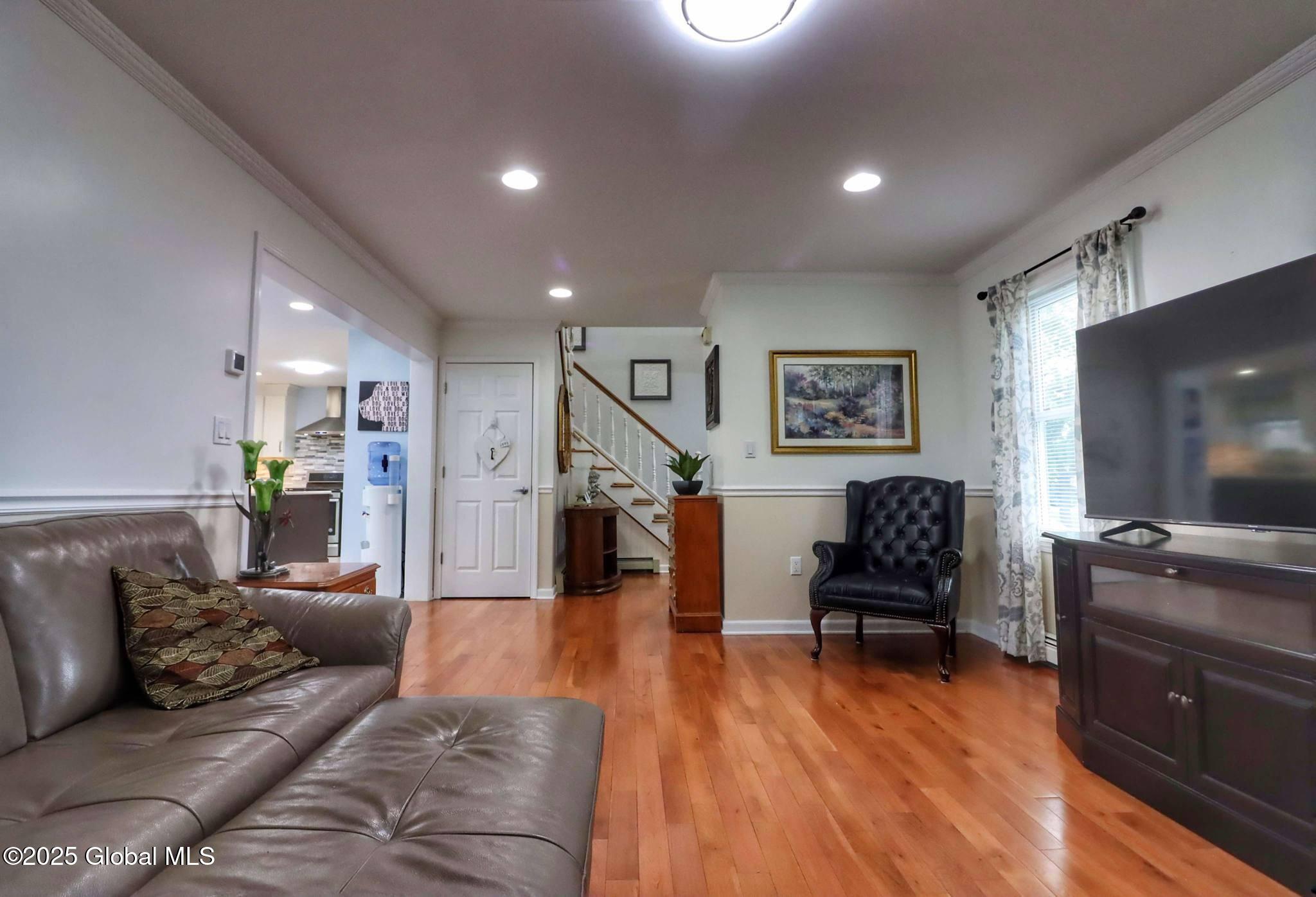 111 Windswept Drive, Amsterdam, New York image 4