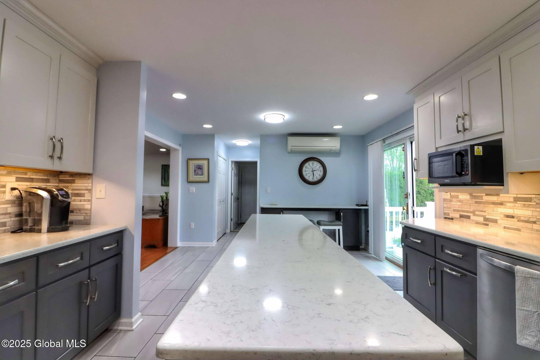 111 Windswept Drive, Amsterdam, New York image 11