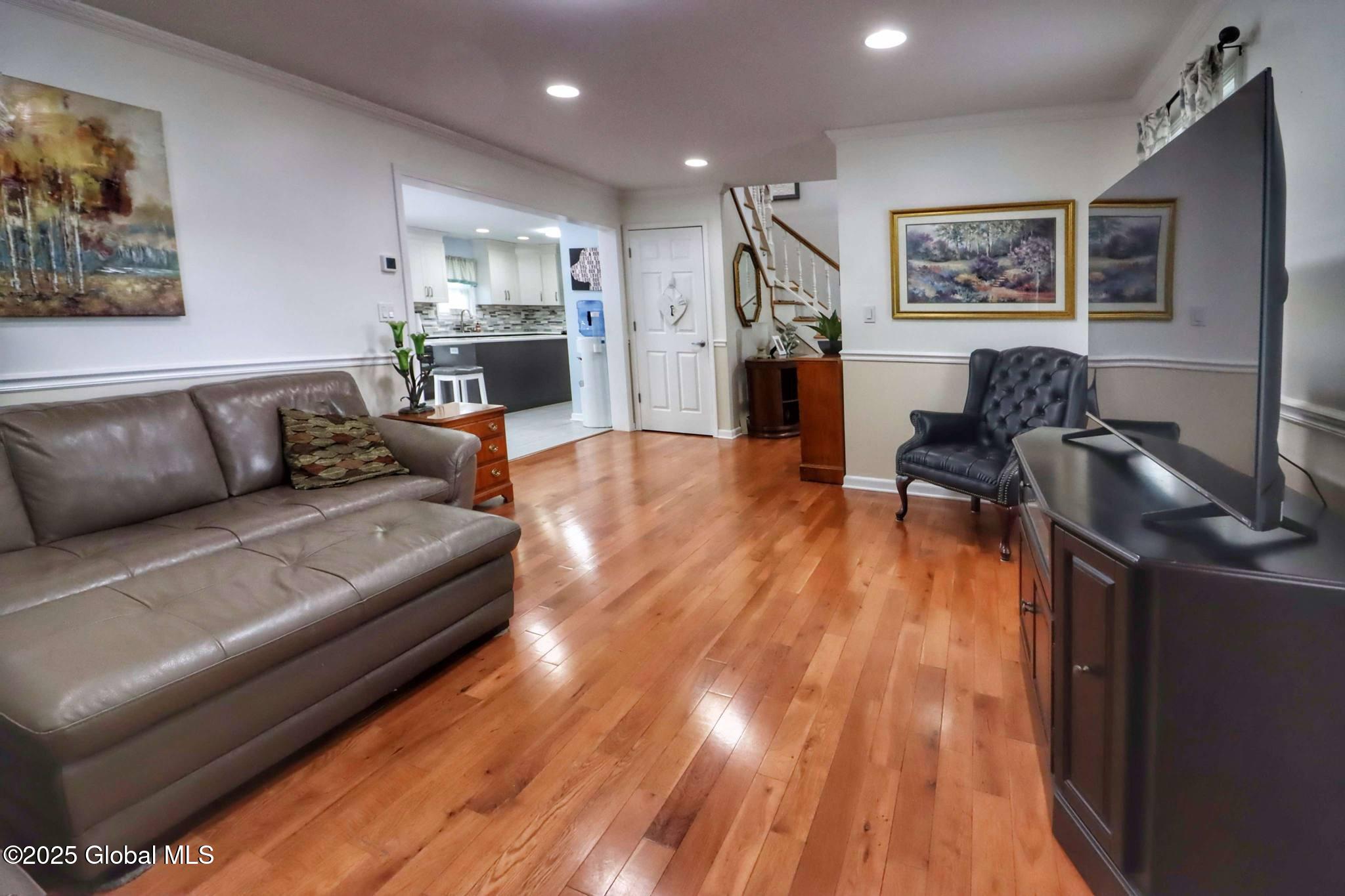 111 Windswept Drive, Amsterdam, New York image 5