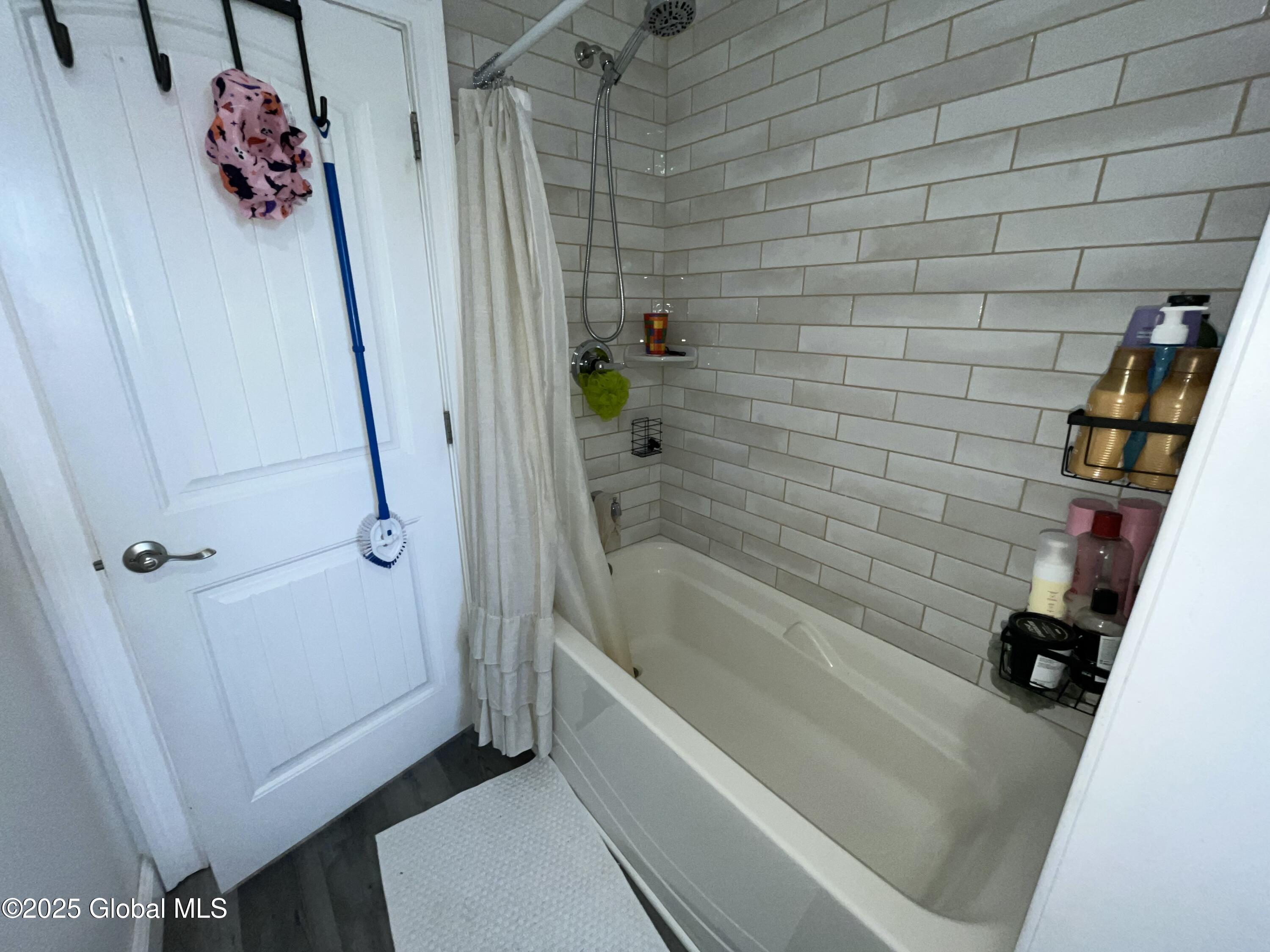 43 Masten Avenue, Cohoes, New York image 27