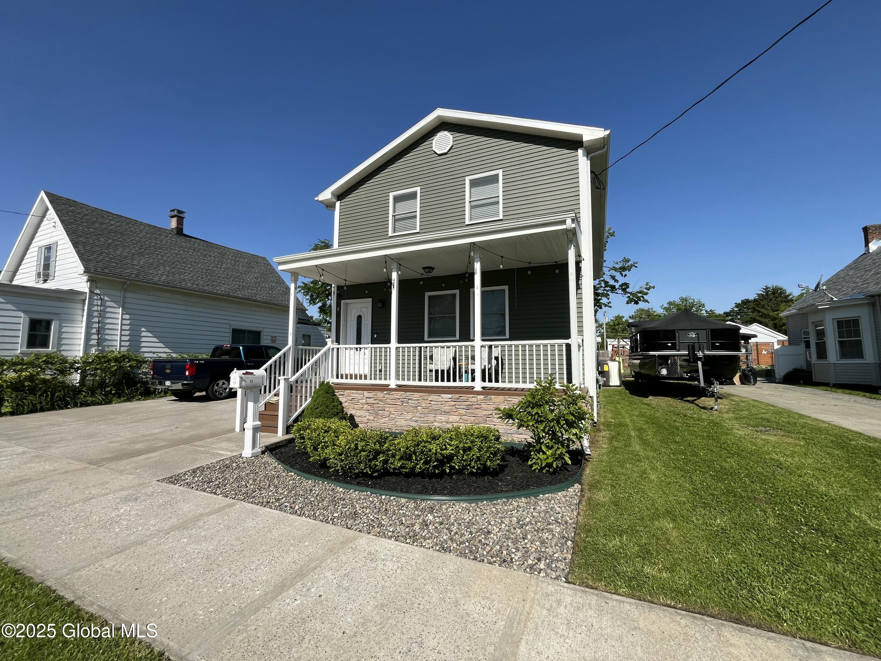 43 Masten Avenue, Cohoes, New York image 2