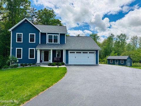 Photo of 7 Huntington Way, Ballston Spa, NY 12020 (MLS # 202618050)