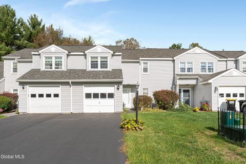 Photo of 1130 Spearhead Drive, Glenville, NY 12302 (MLS # 202528184)