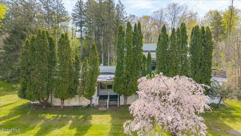 Multifamily For Sale - 1136 River Road<br/> Selkirk, NY 12158