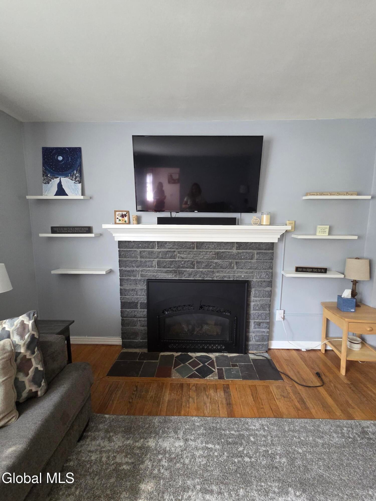 17 Sherwood Drive