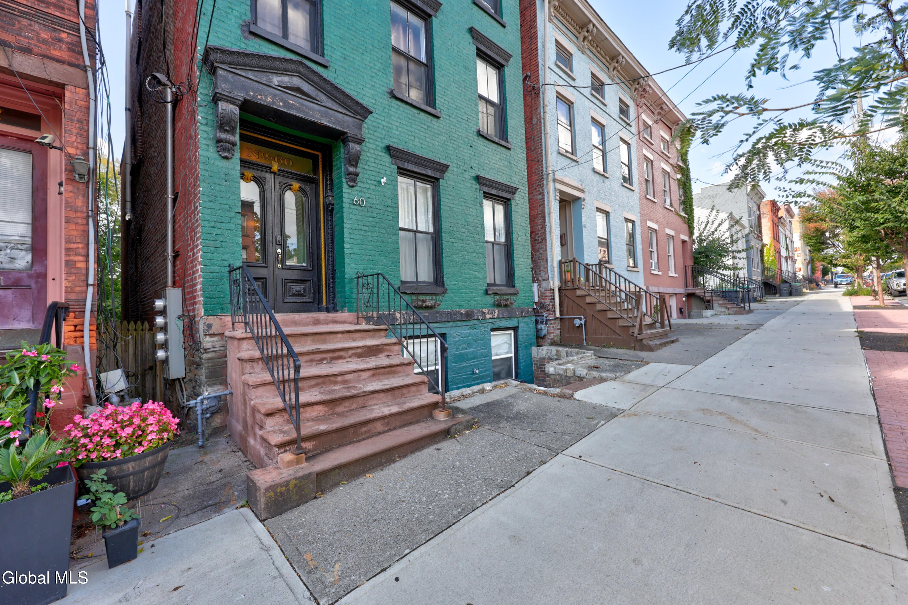 60 Clinton Avenue