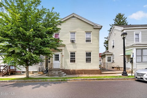 Multifamily For Sale - 34 2nd Street<br/> Waterford, NY 12188