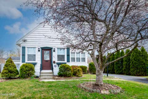 Homes For Sale - 66 New Turnpike Road<br/> Troy, NY 12182