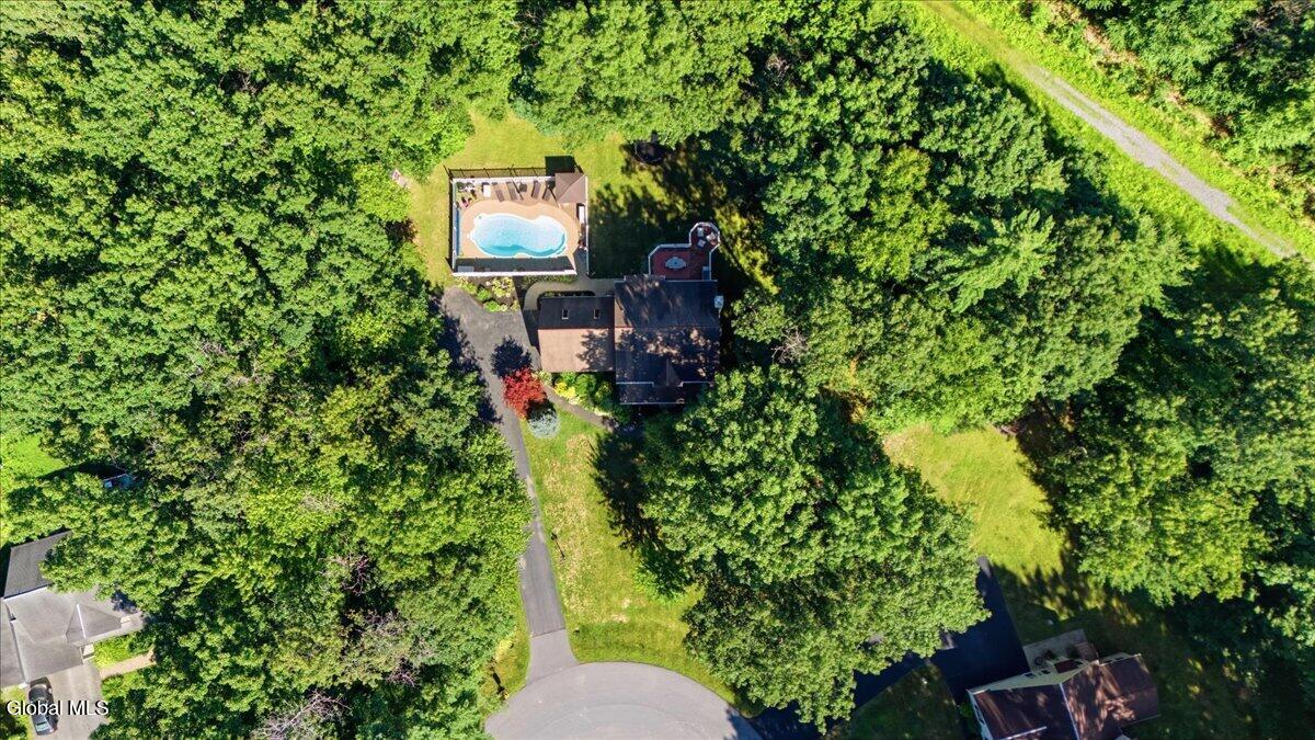 16 White Birch Lane