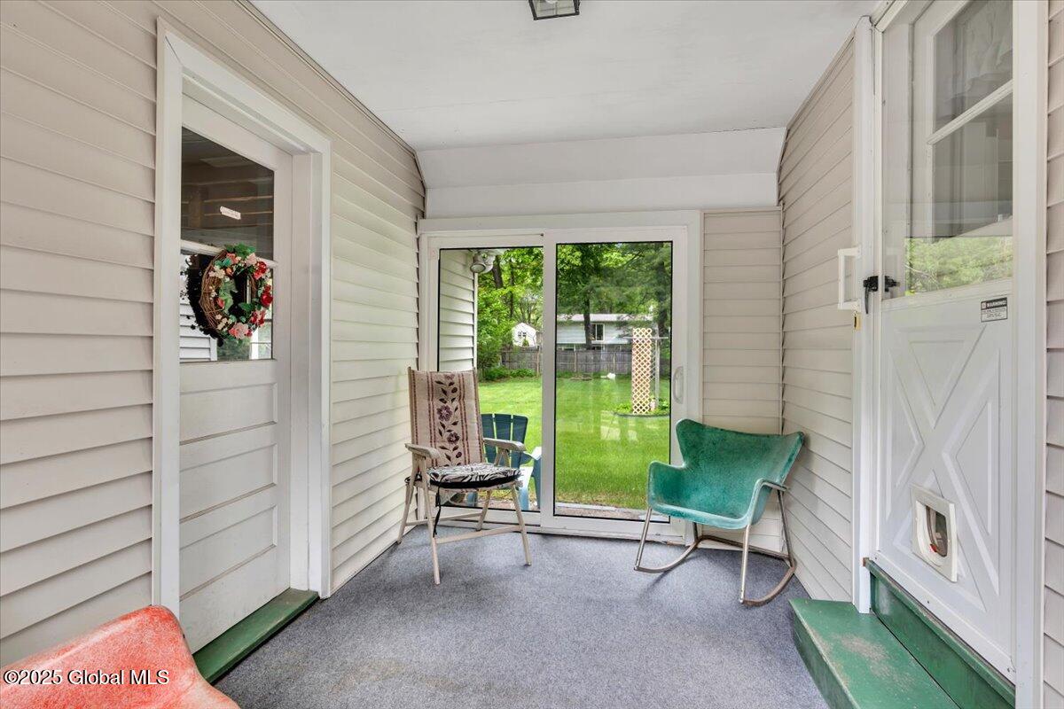 27 Cedar Lane, Glenville, New York image 12