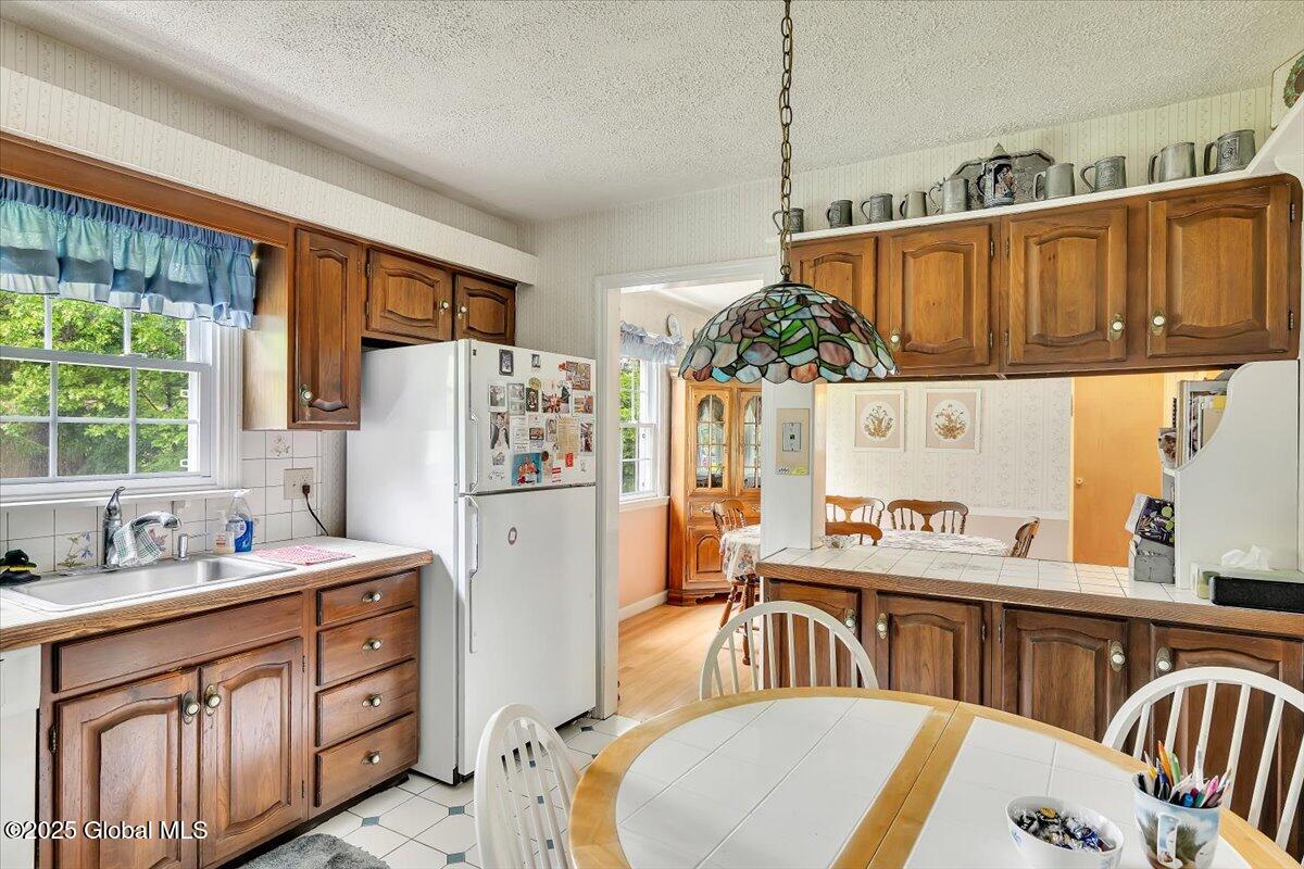 27 Cedar Lane, Glenville, New York image 10