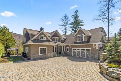 135 Seelye Road Queensbury NY 12804