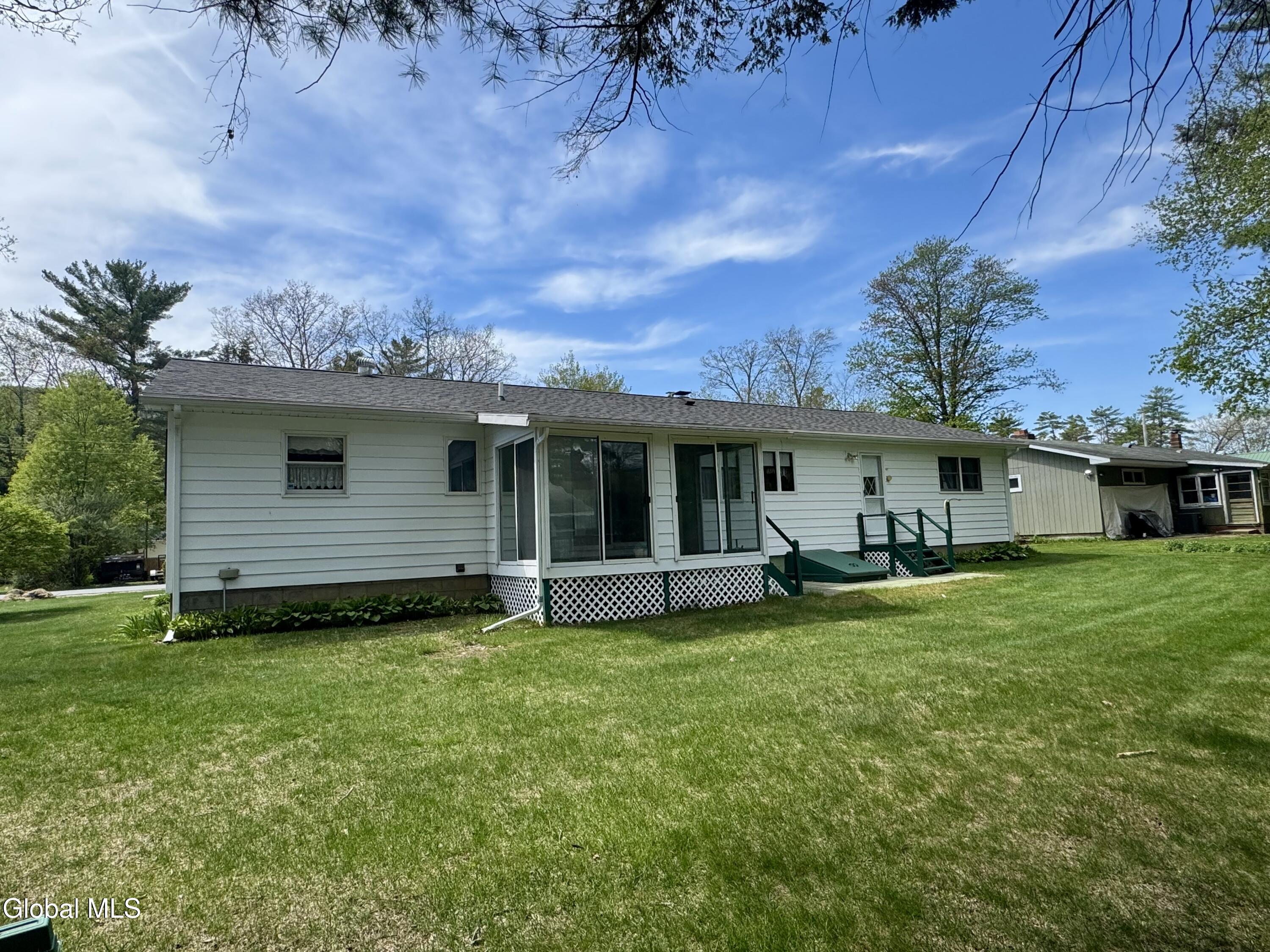 24 Links Avenue