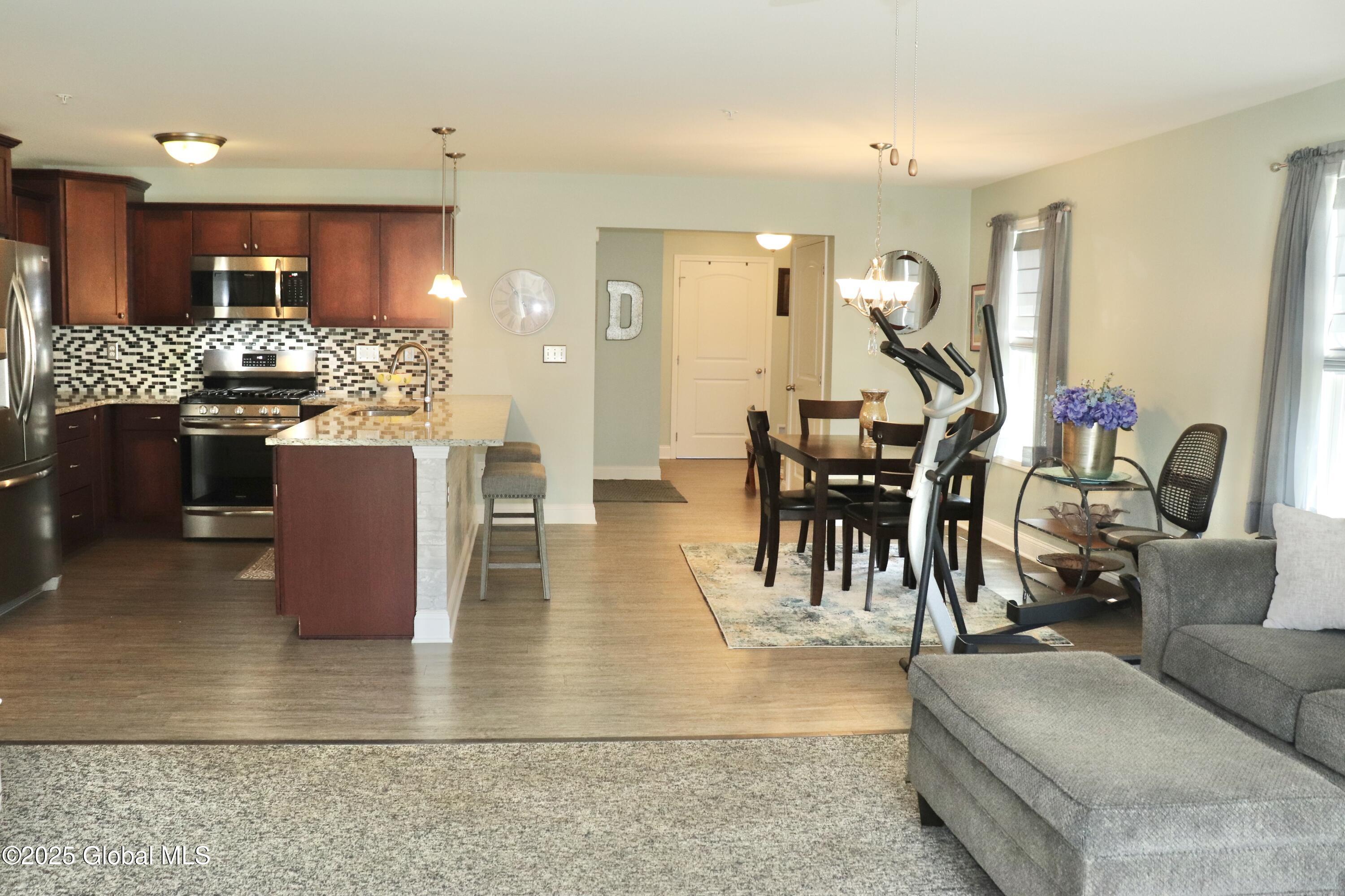 3201 Brunswick Meadows Way, Troy, New York image 11