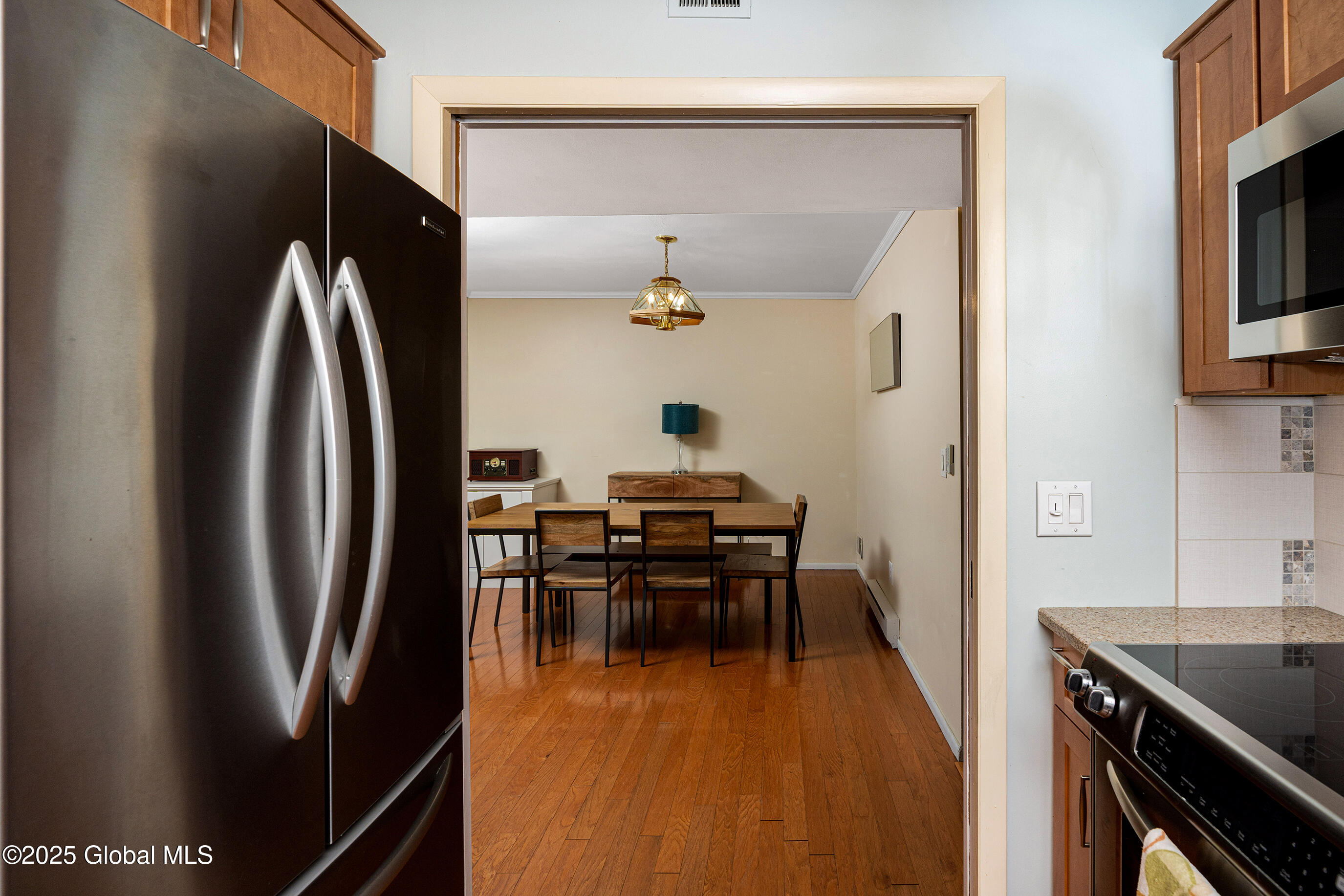 24 Chestnut Road, Delmar, New York image 14