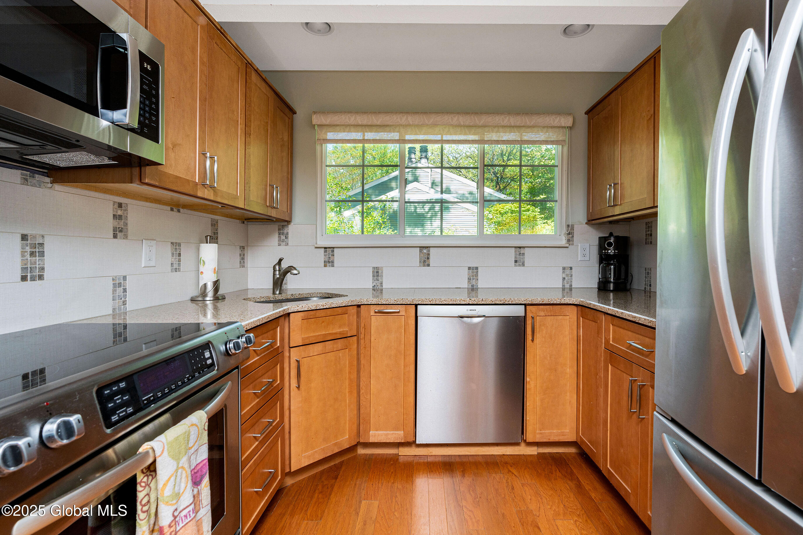 24 Chestnut Road, Delmar, New York image 11