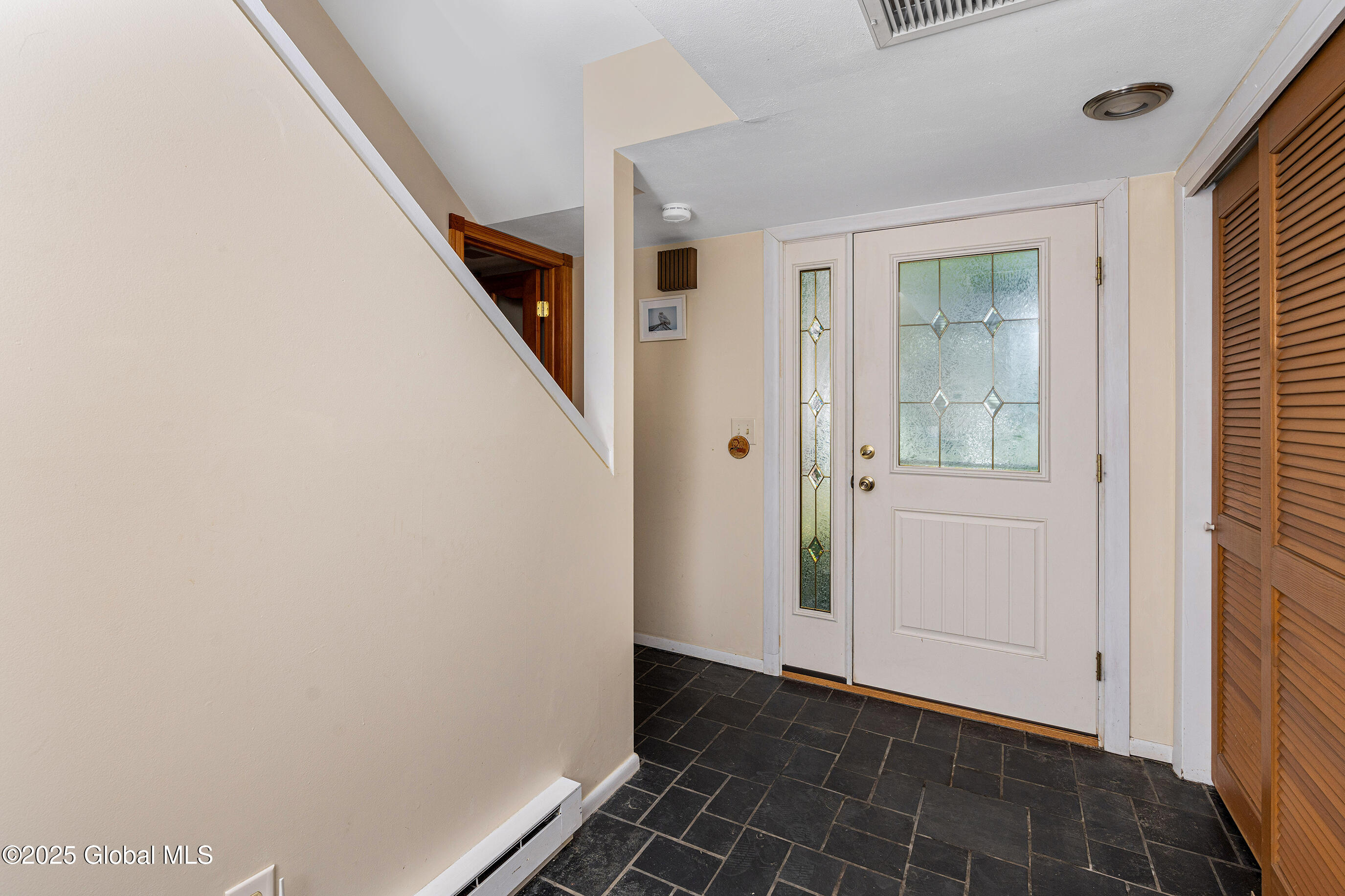 24 Chestnut Road, Delmar, New York image 5