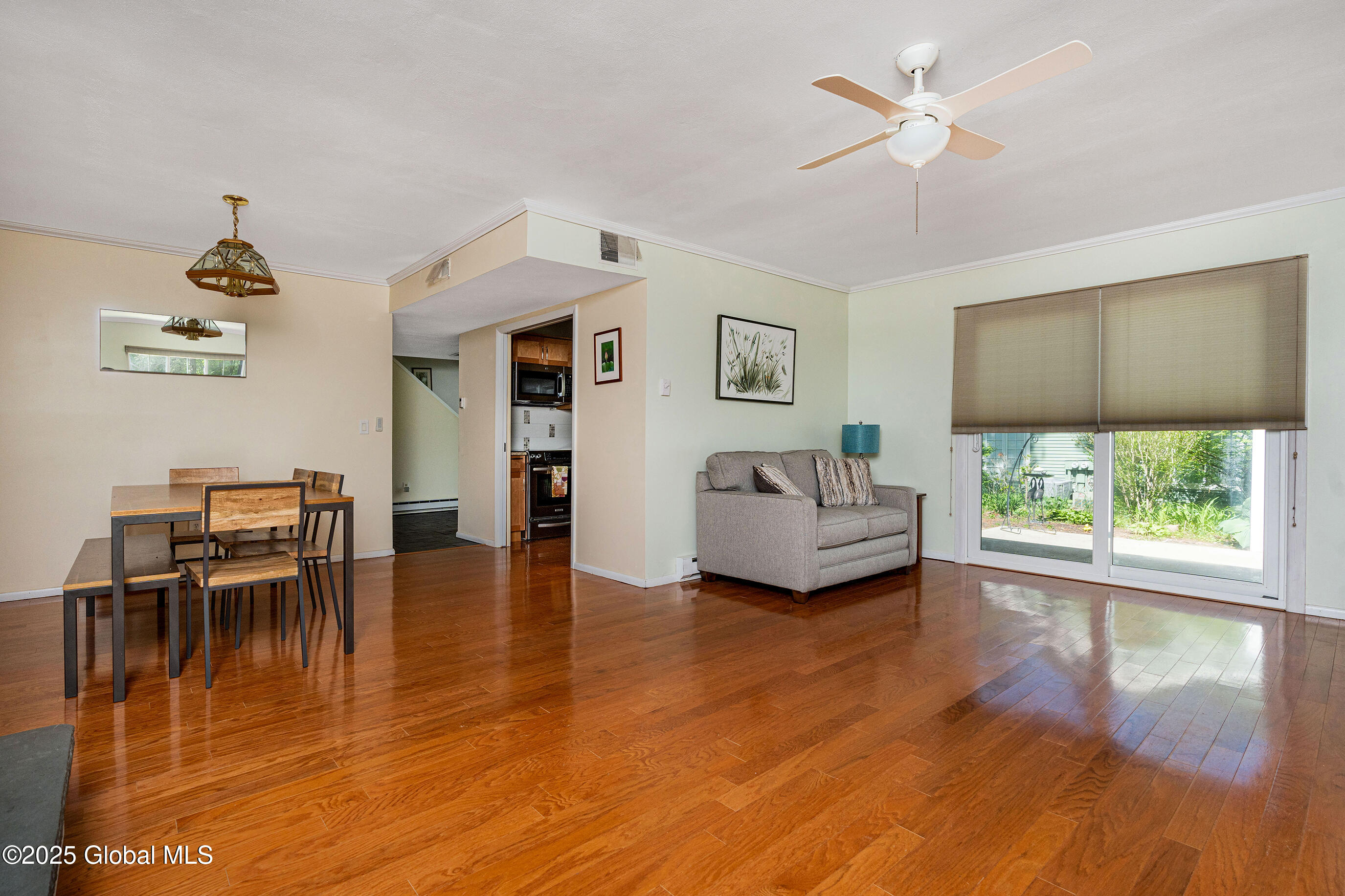 24 Chestnut Road, Delmar, New York image 8