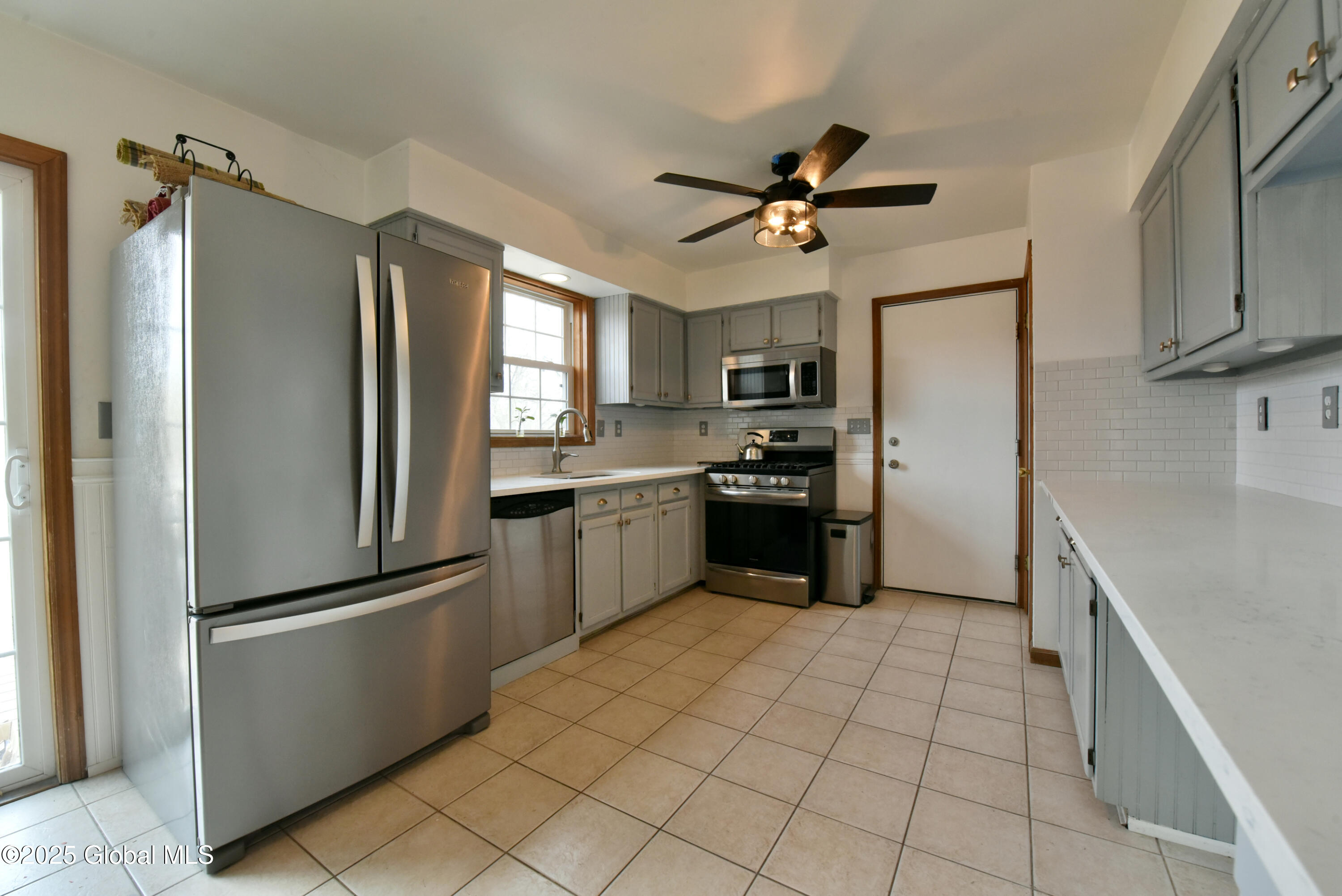 39 Whipple Way, Altamont, New York image 5