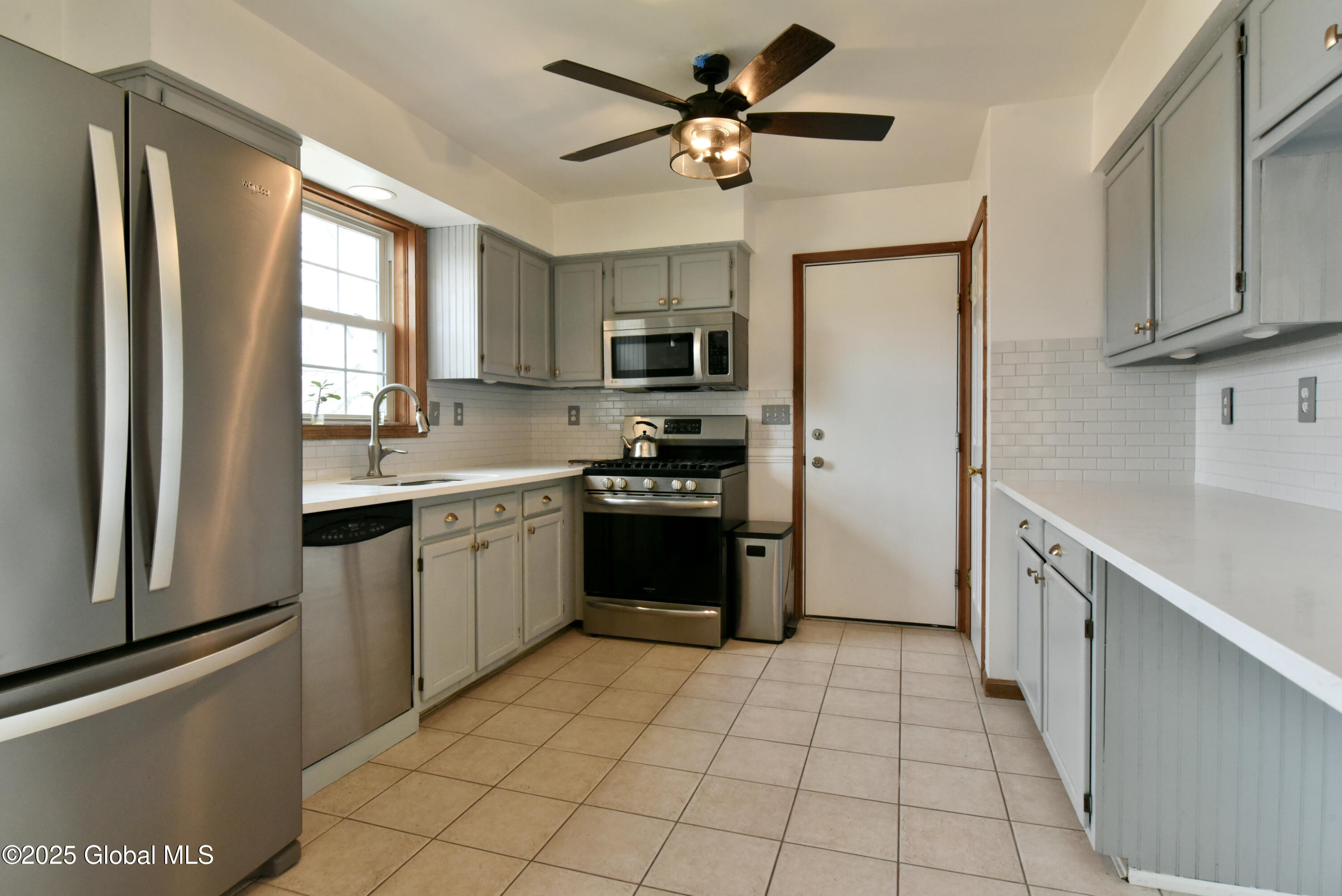 39 Whipple Way, Altamont, New York image 4
