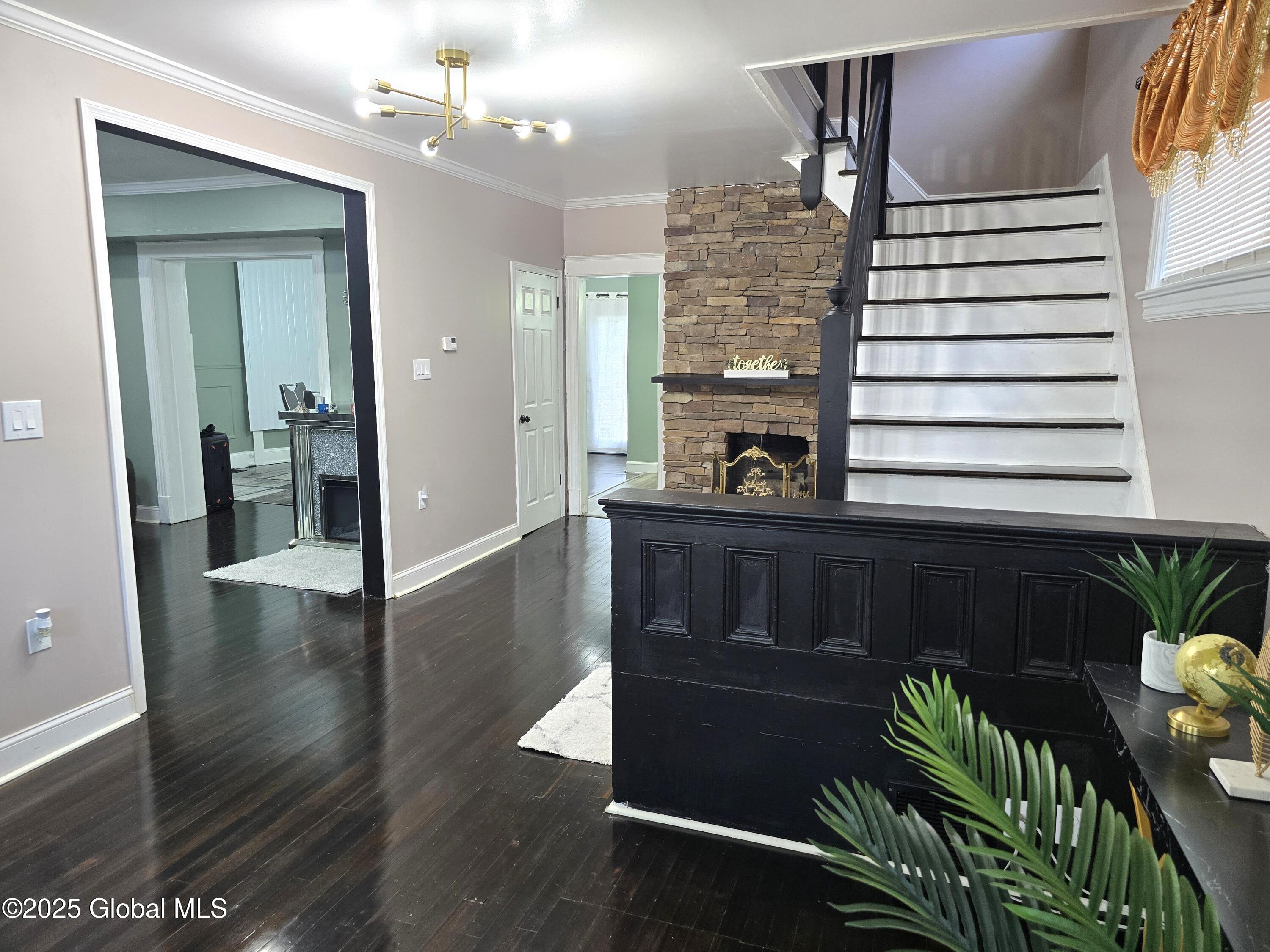 1117 Mcclellan Street, Schenectady, New York image 2