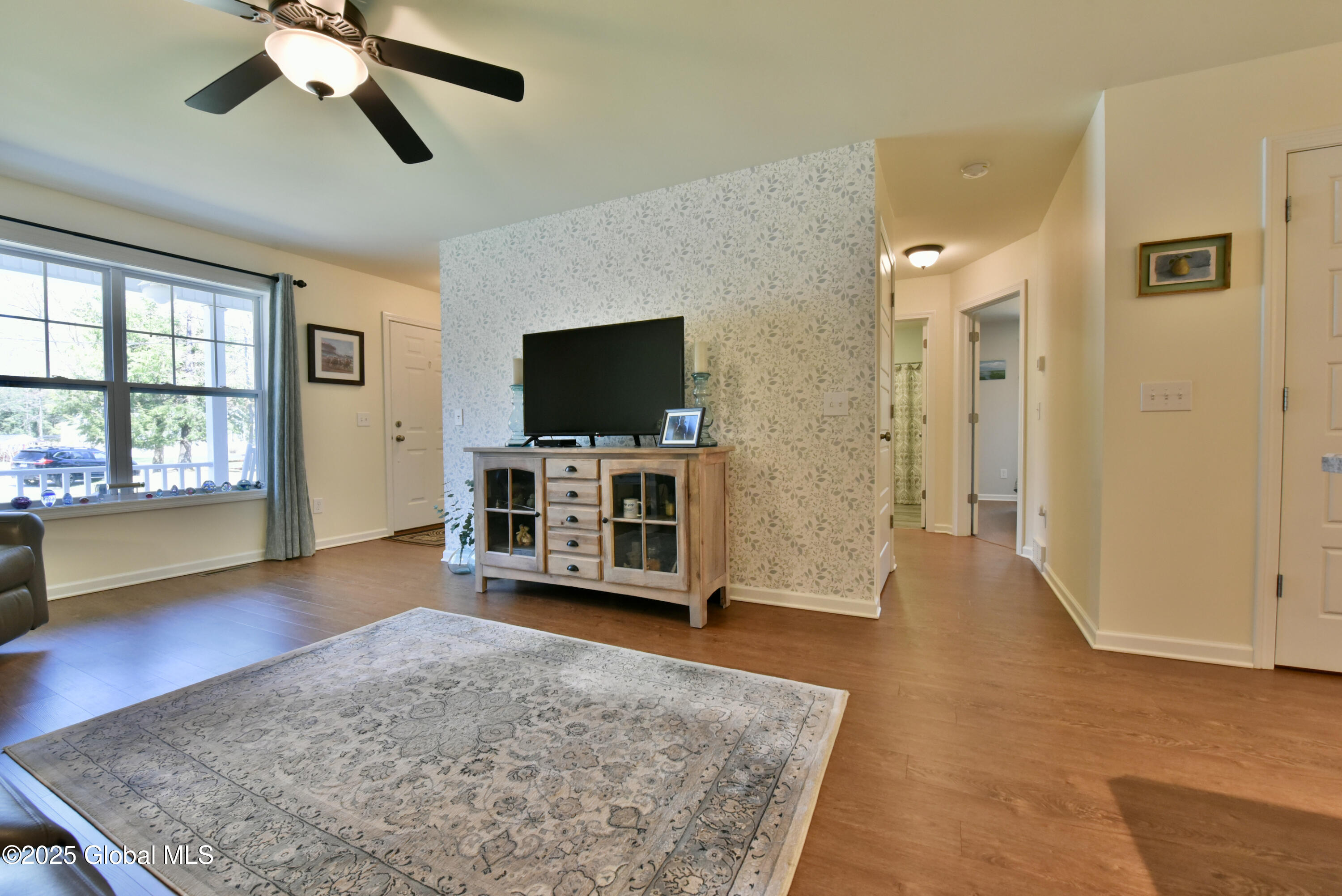 5 Huckleberry Finn Court, Gansevoort, New York image 11