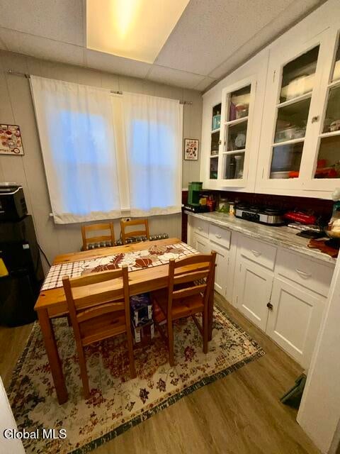 16 Mapleridge Avenue