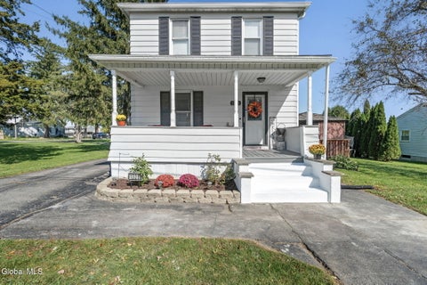 Homes For Sale - 1325 Coplon Avenue<br/> Schenectady, NY 12309
