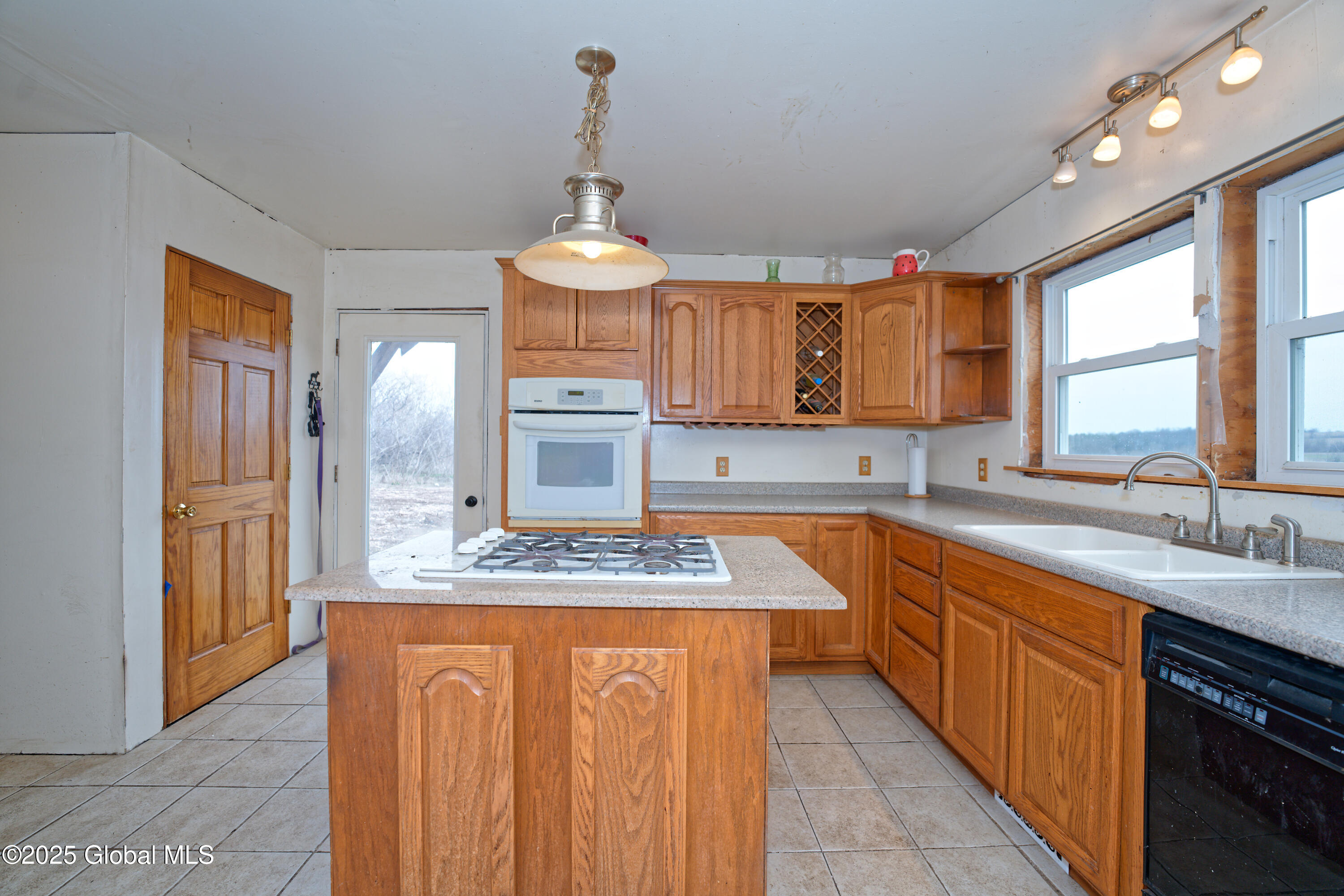 197 Dorn Road, Amsterdam, New York image 10