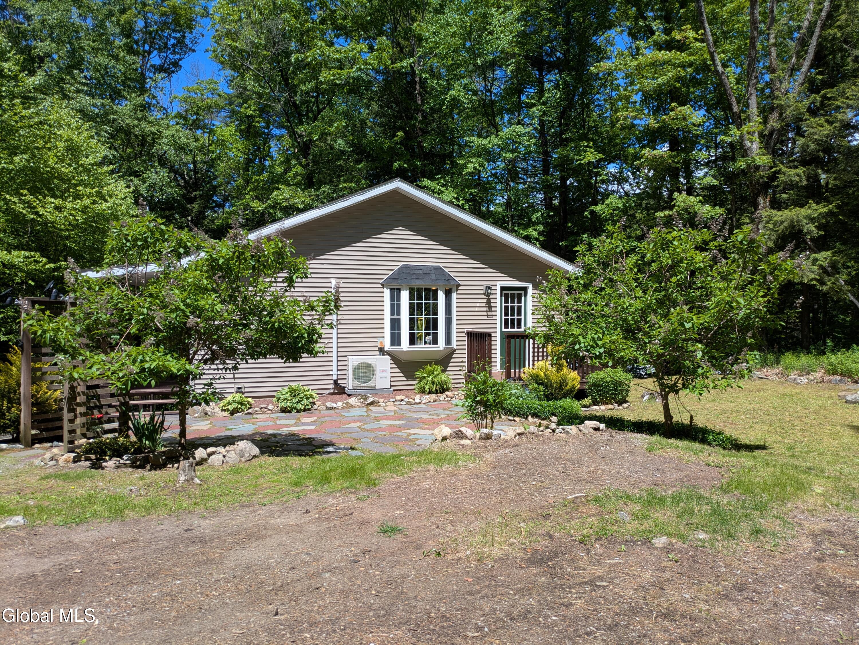 606 Goggins Road
