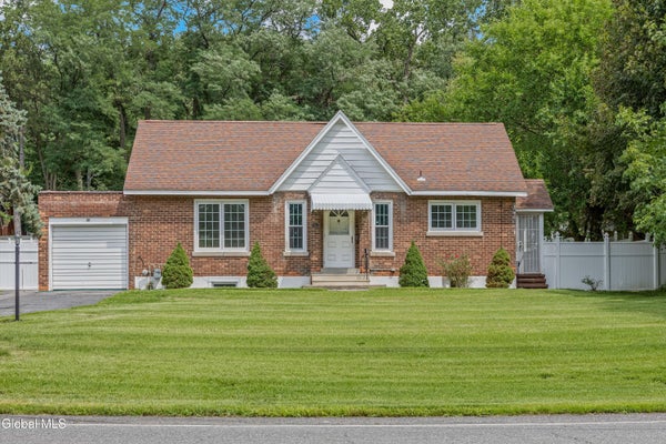 131 SHAKER RD, ALBANY, NY 12211 - Image 8b17c0109eebb7e923207f9a941eec2a/818142349