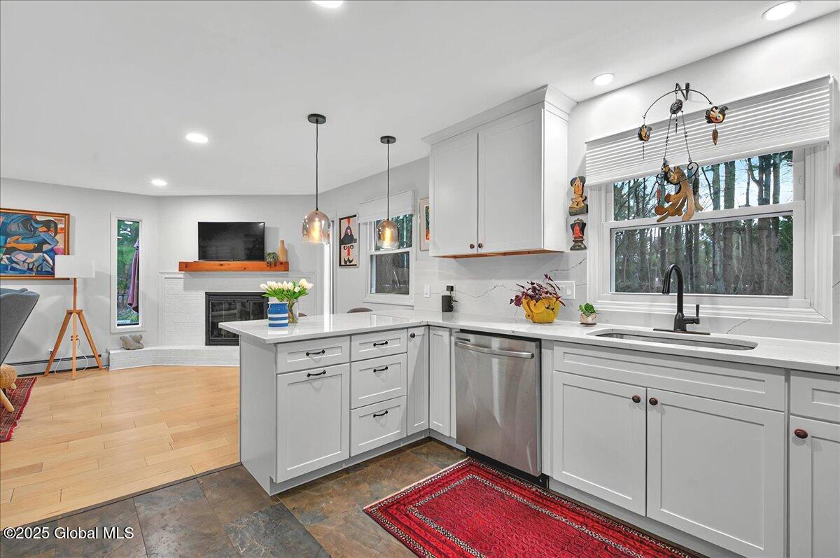 3 Stonegate Road, Ballston Lake, New York image 7