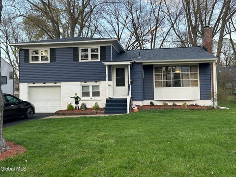 Homes For Sale - 2312 Dean Street<br/> Niskayuna, NY 12309