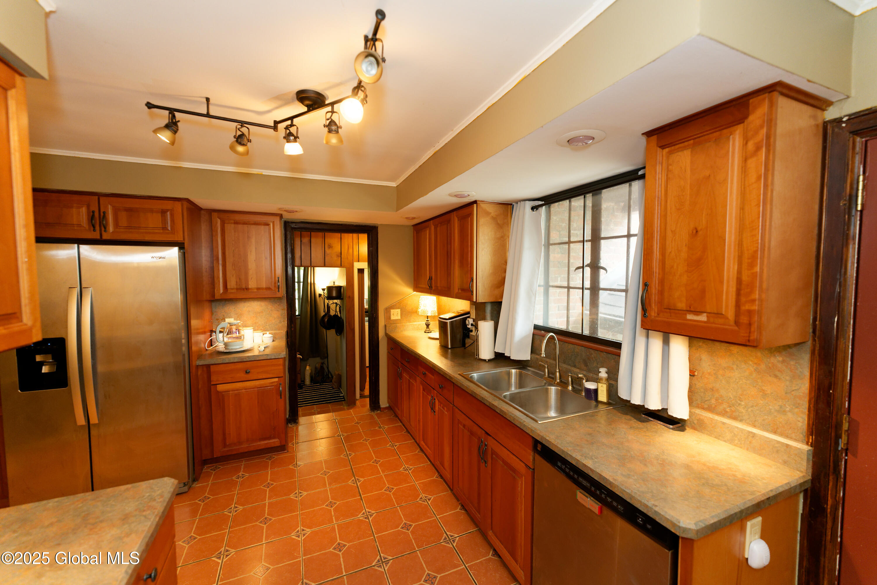 105 23rd Street, Troy, New York image 18